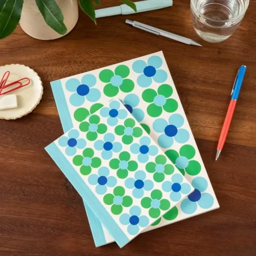 A6 notebook - Blue and green Daisy