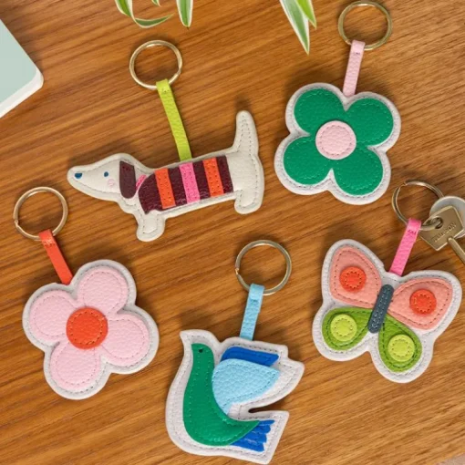 Faux leather keyring - Green daisy