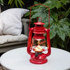 LED hurricane lantern - Red