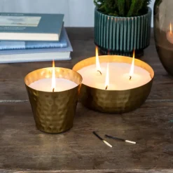 Scented candle - Gold tone hammered metal