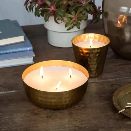 Scented candle - Gold tone hammered metal