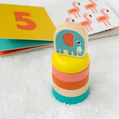 Wooden stacker - Wild Wonders