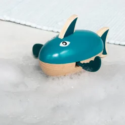 Wooden wind-up bath toy - Shark