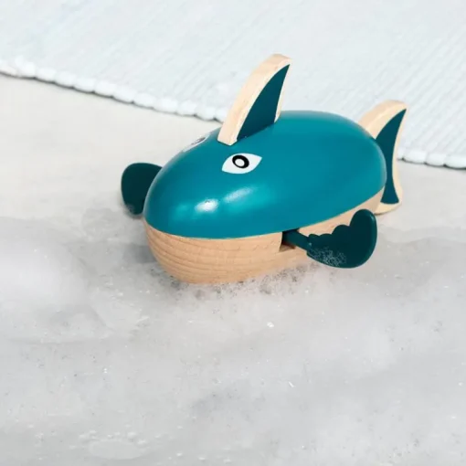 Wooden wind-up bath toy - Shark